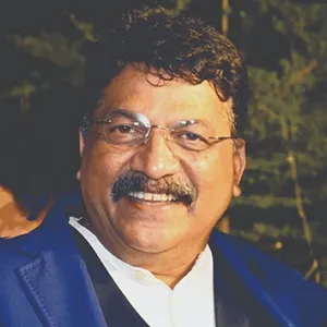 Dr. Nitin Dalaya – Founder, Director