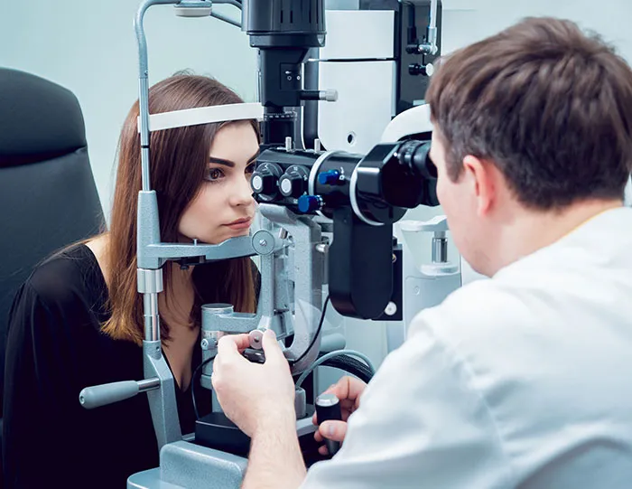 Advanced Cataract Surgery in Maharashtra Led by Four Decades of Surgical Expertise