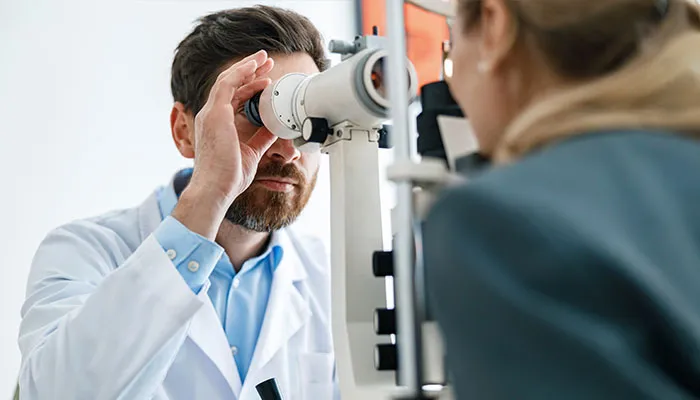 Chemical Eye Injury Treatment in Pune