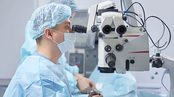 ProVue OCT Surgical Microscope for Enhanced Surgical Precision