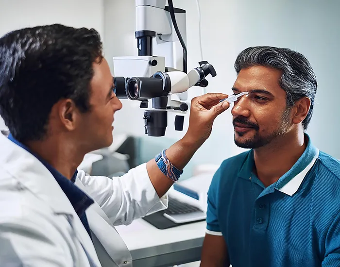 Next-Generation Vision Correction Led by a PhD Refractive Specialist