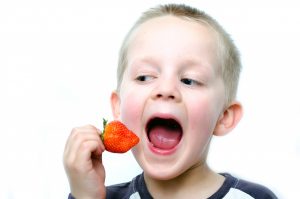 Should I Let My Child Snack?
