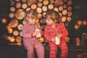 Children drinking milk
