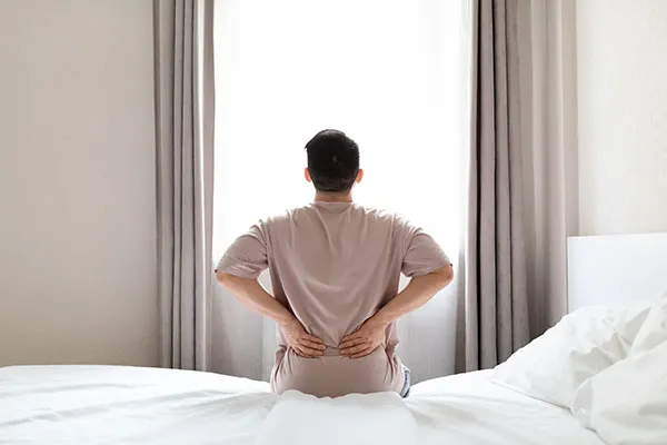 What Are the Characteristics of Discogenic Back Pain?