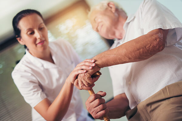 Manage Your Parkinson’s Disease Symptoms with Our Personalized Medical Care 