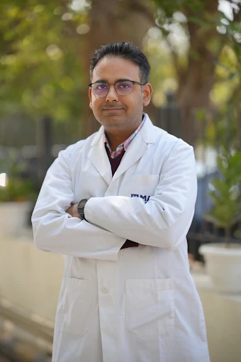 Dr. Deepanshu Khanna, gastroenterologist in Gurugram
