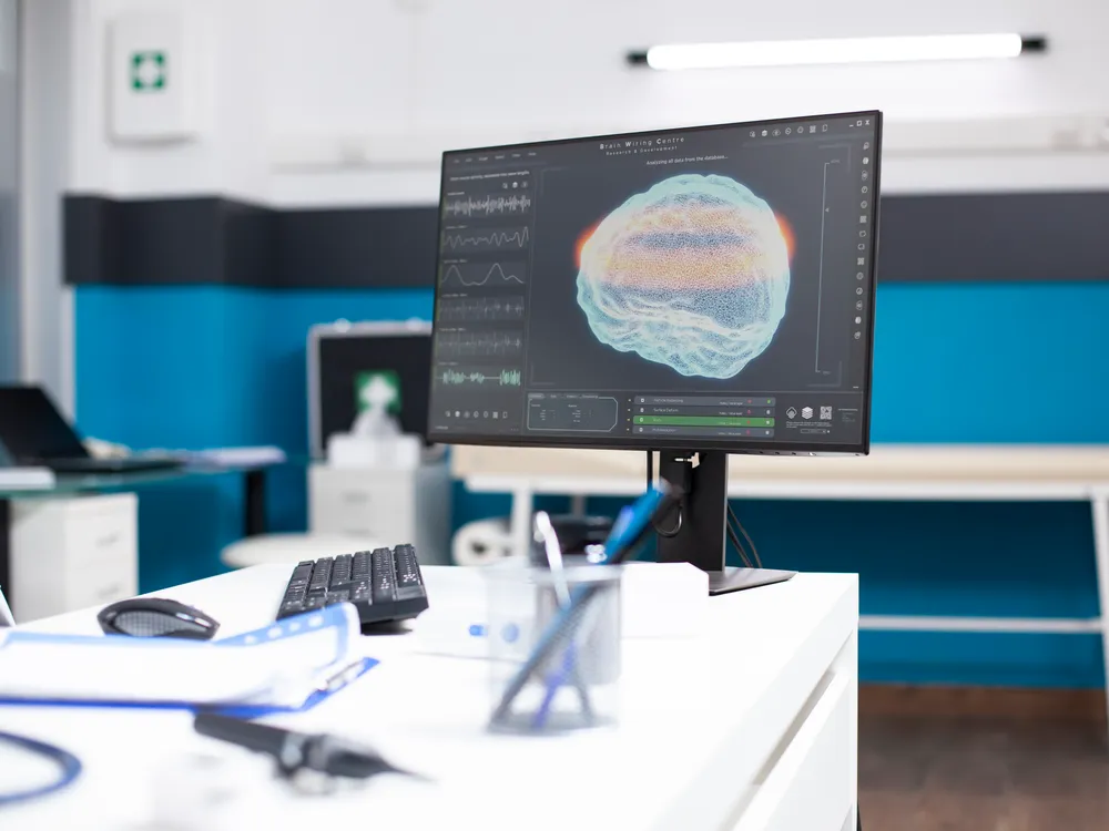 Medical imaging displayed on a diagnostic monitor