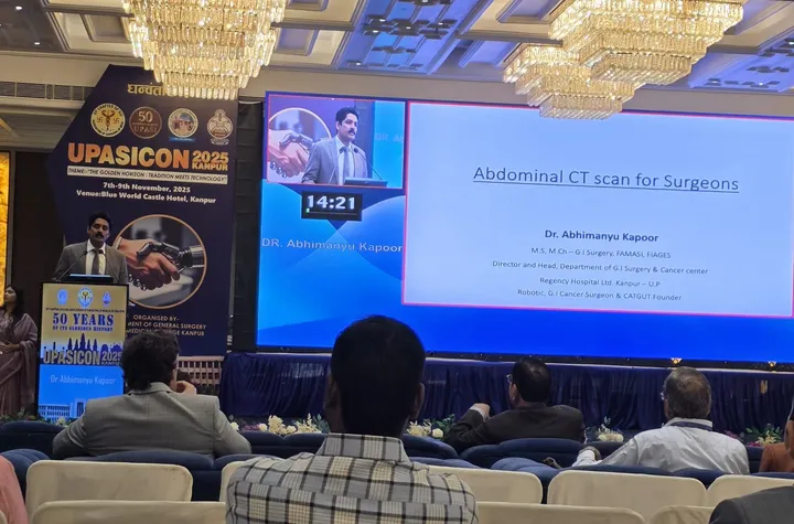 Dr. Kapoor lecturing on abdominal CT scan for surgeons at UPASICON 2025