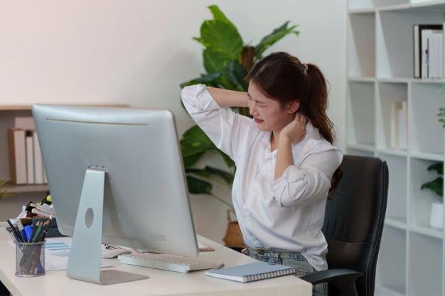bad posture at desk