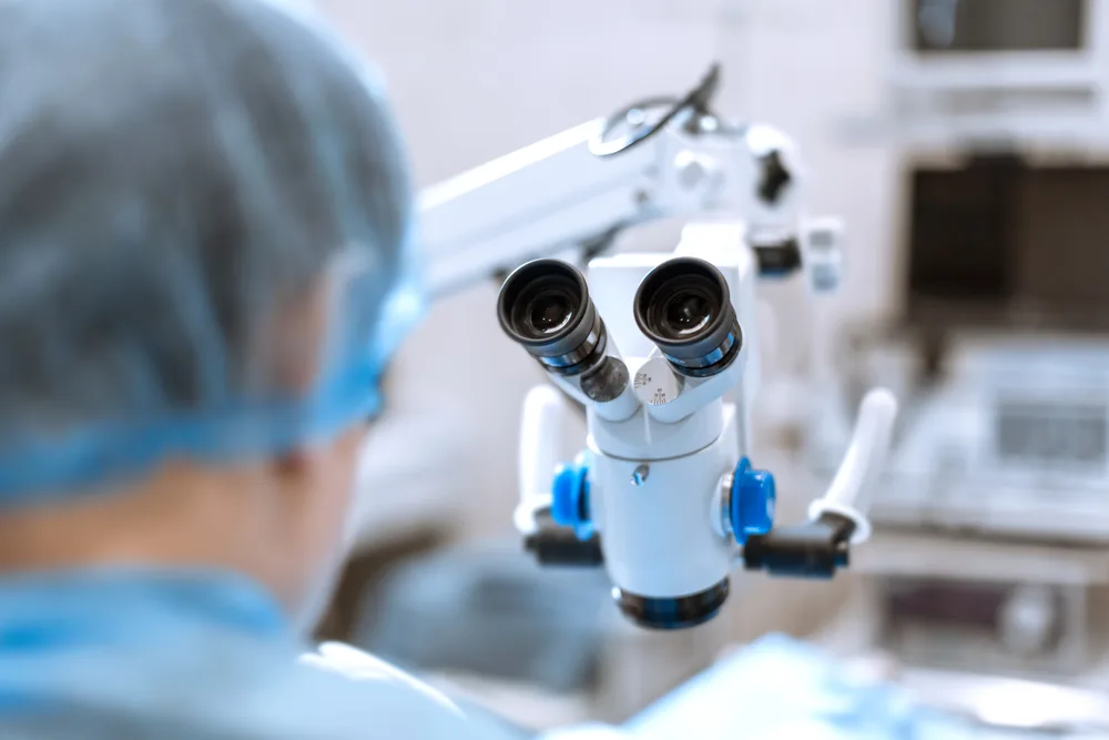 Surgical microscope set up for precision voice-box surgery