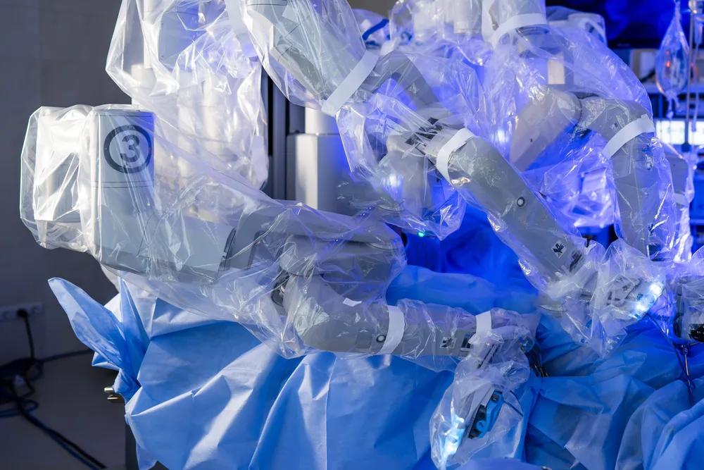 Robotic surgical platform in a hospital operating theatre