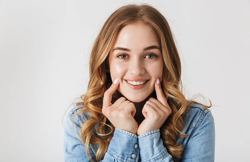Natural-Looking Design That Matches Surrounding Teeth