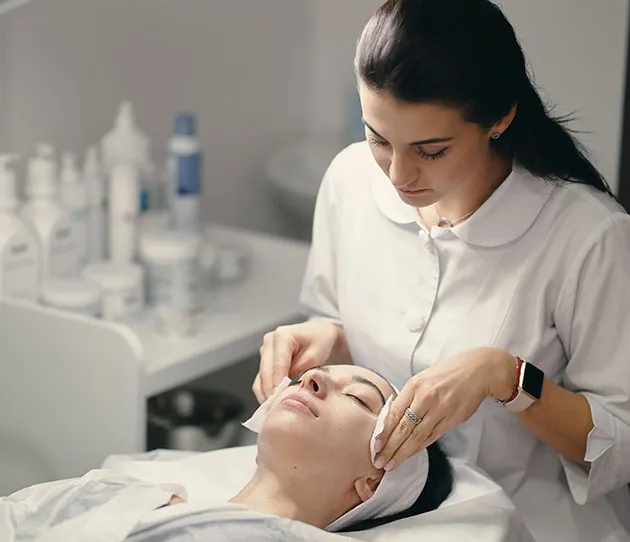 Skin Clinic Thumb