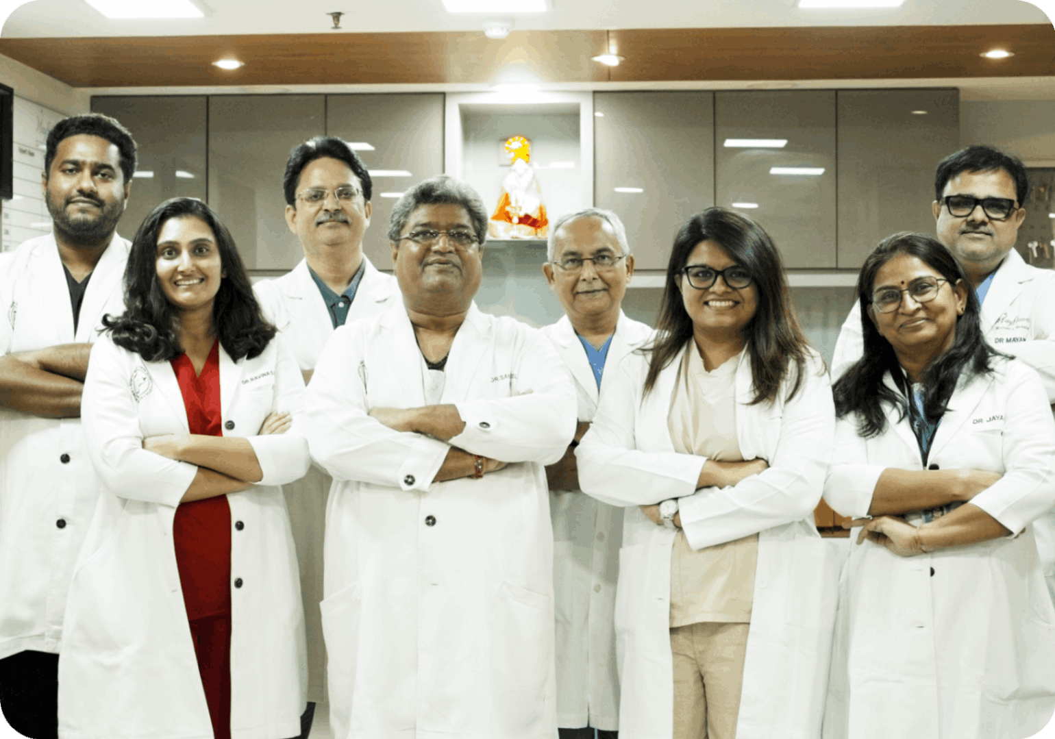 Team of gynecologists and surgeons representing Mayflower’s expertise in endometriosis surgery care.